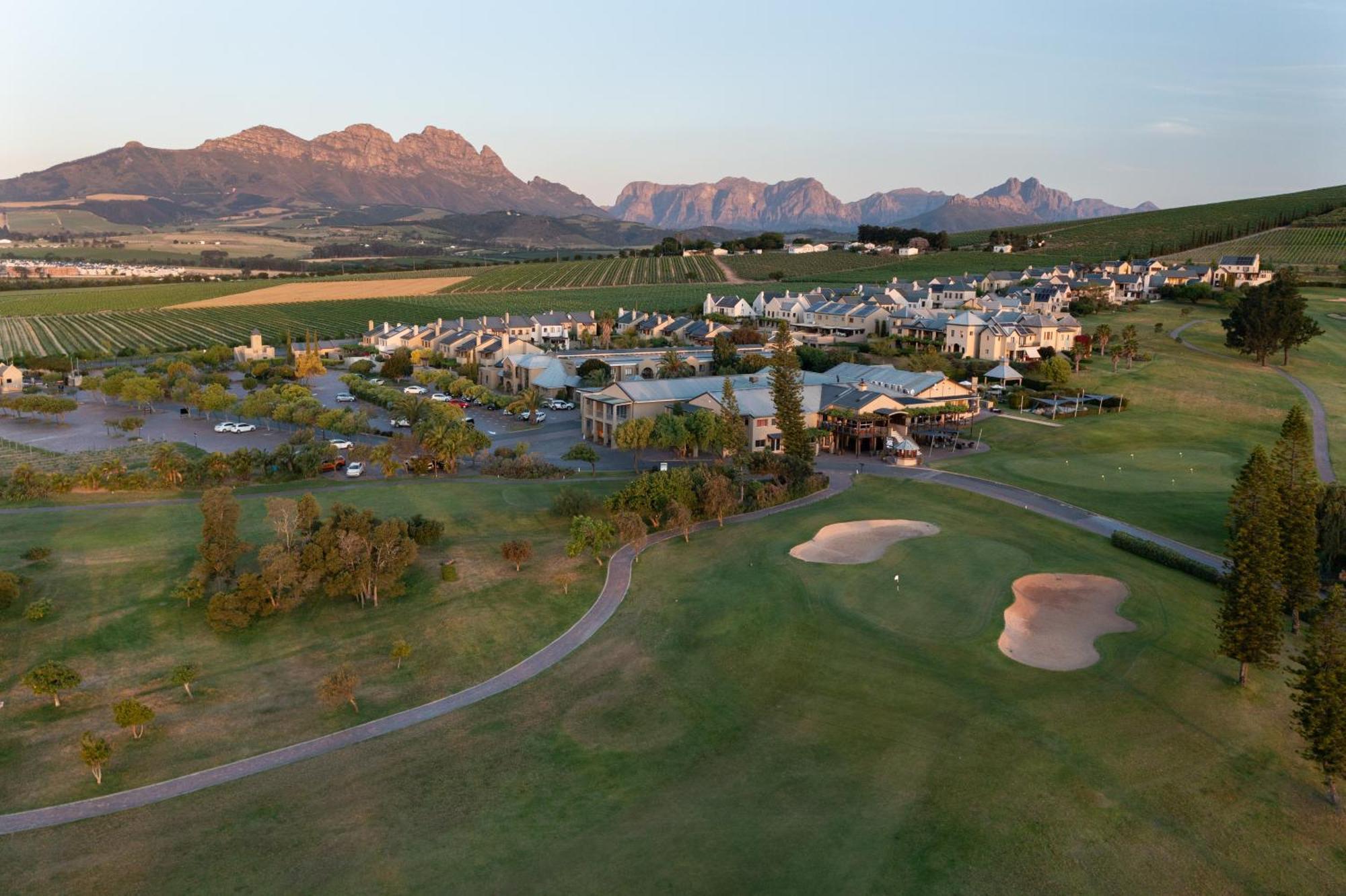 Devonvale Golf & Wine Estate Hotel Stellenbosch Exterior photo